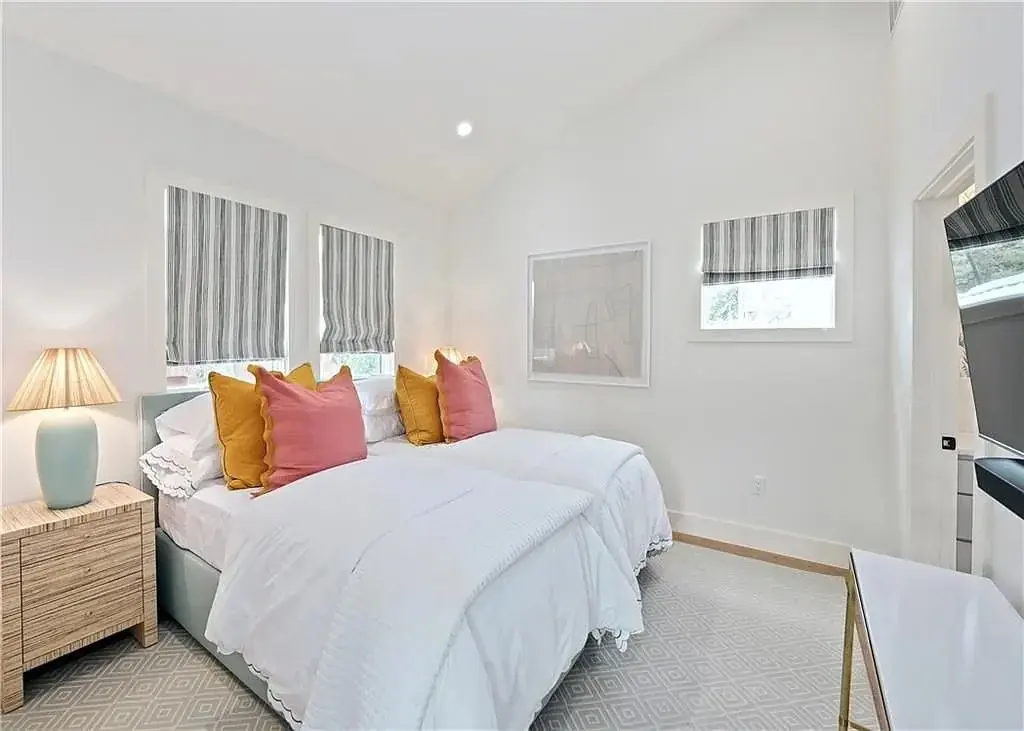 Maufrais — gallery image 1
